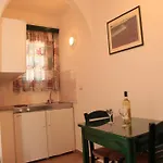 Polemis & Apartment
