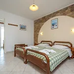 Polemis & Apartment Agia Anna (Naxos)