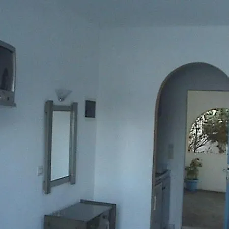 Polemis & Agia Anna (Naxos)