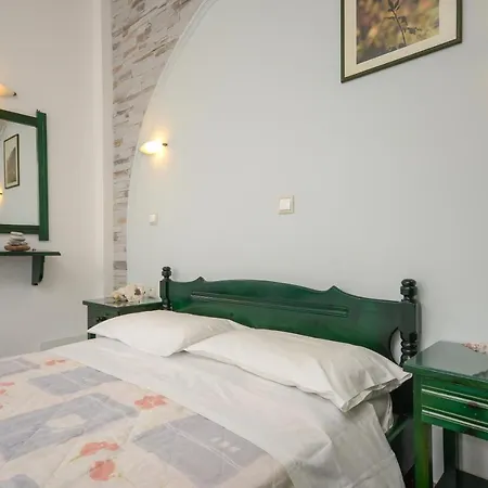 Apartment Polemis & *