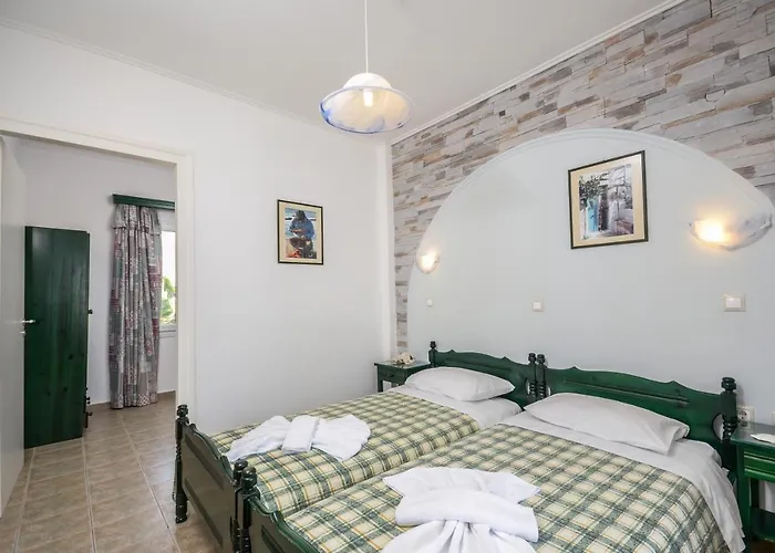 Polemis & Lejlighed Agia Anna (Naxos)