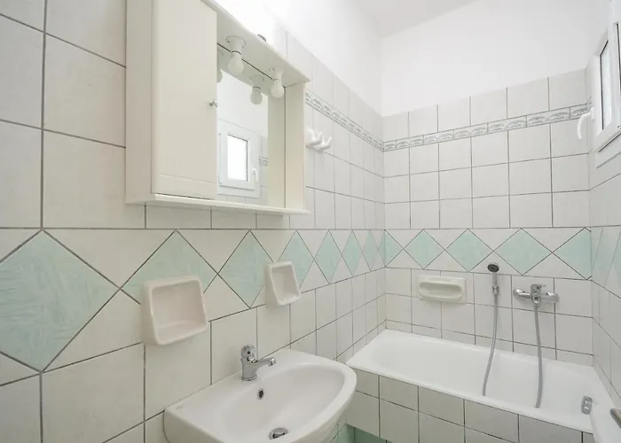 Polemis & Lejlighed *